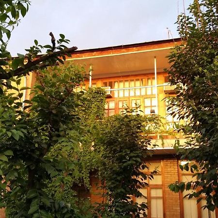 Gulnara Guesthouse Tasjkent Eksteriør bilde